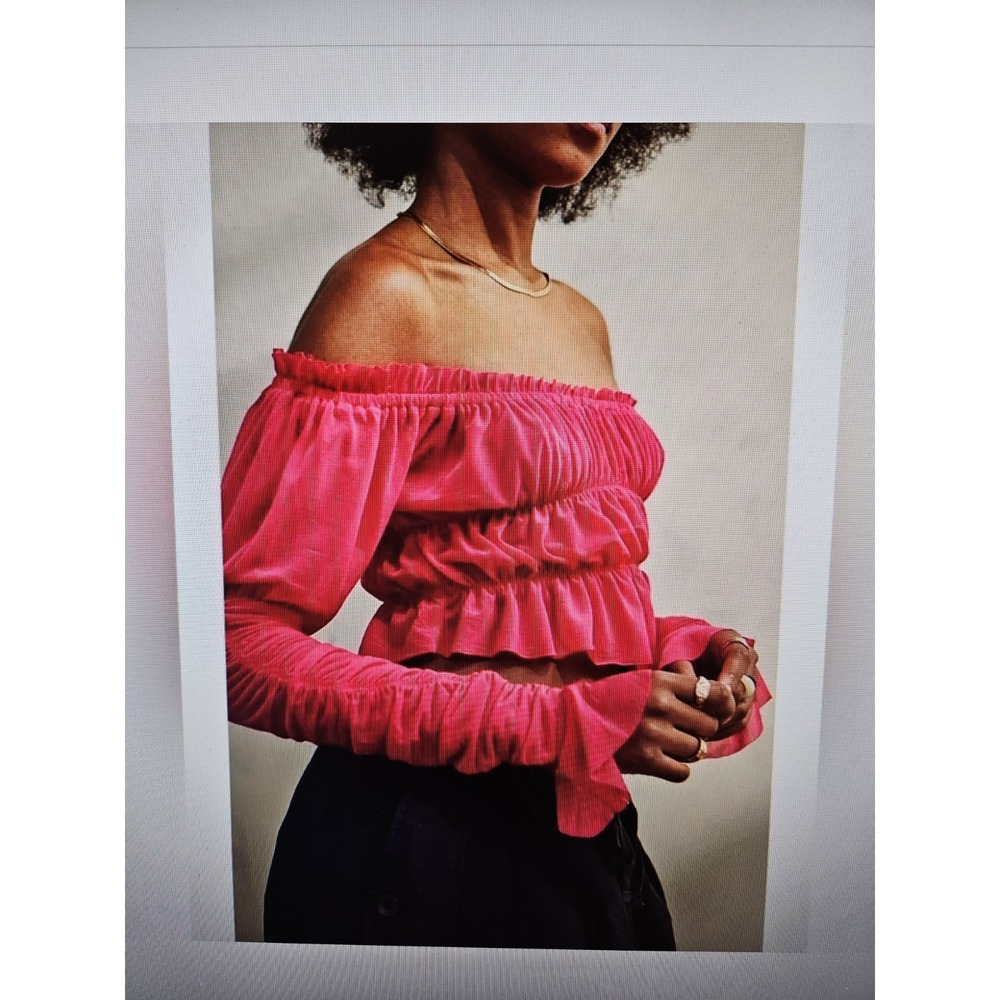NWT Urban Outfitters Pink Isla Off-Shoulder LS Smocked Ruched Top, Sz. LG